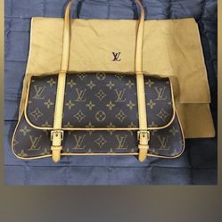 Louis Vuitton Monogram Shoulder bag