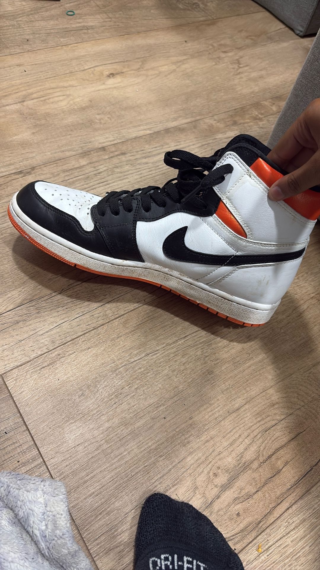 Nike 1s