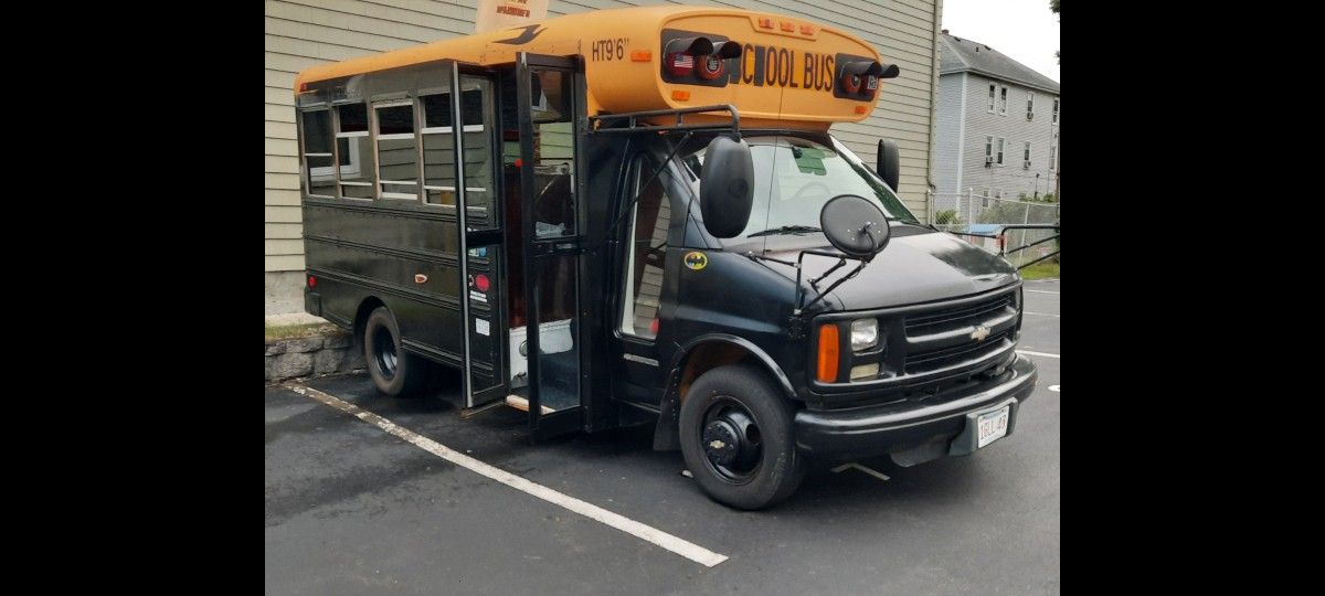 2002 Chevrolet Express