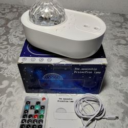Spaceship Projection Lamp Smart Projection Light with Multiple Lighting Combinations — Like New 