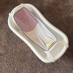 Plastic Baby Bath Tub