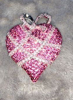 Swarovski 2004 Annual Edition "Wrapped in Love" Pink Crystal Heart Brooch
