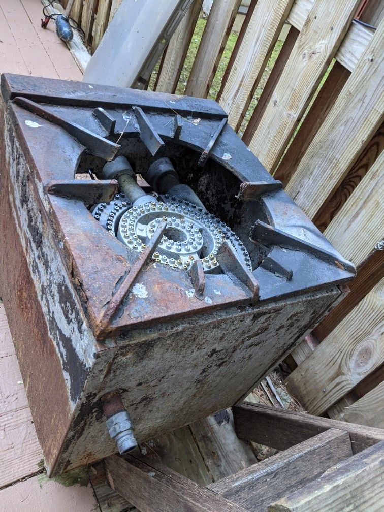 Commercial cooker