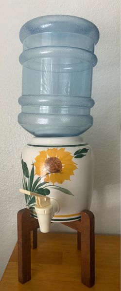 Sunflower mini crock water dispenser with wooden stand