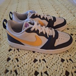 Nike Court Borough Low Recraft shoes 5 Boys 7 Womens