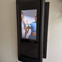 Tonal (Gen 1) intelligent gym trainer