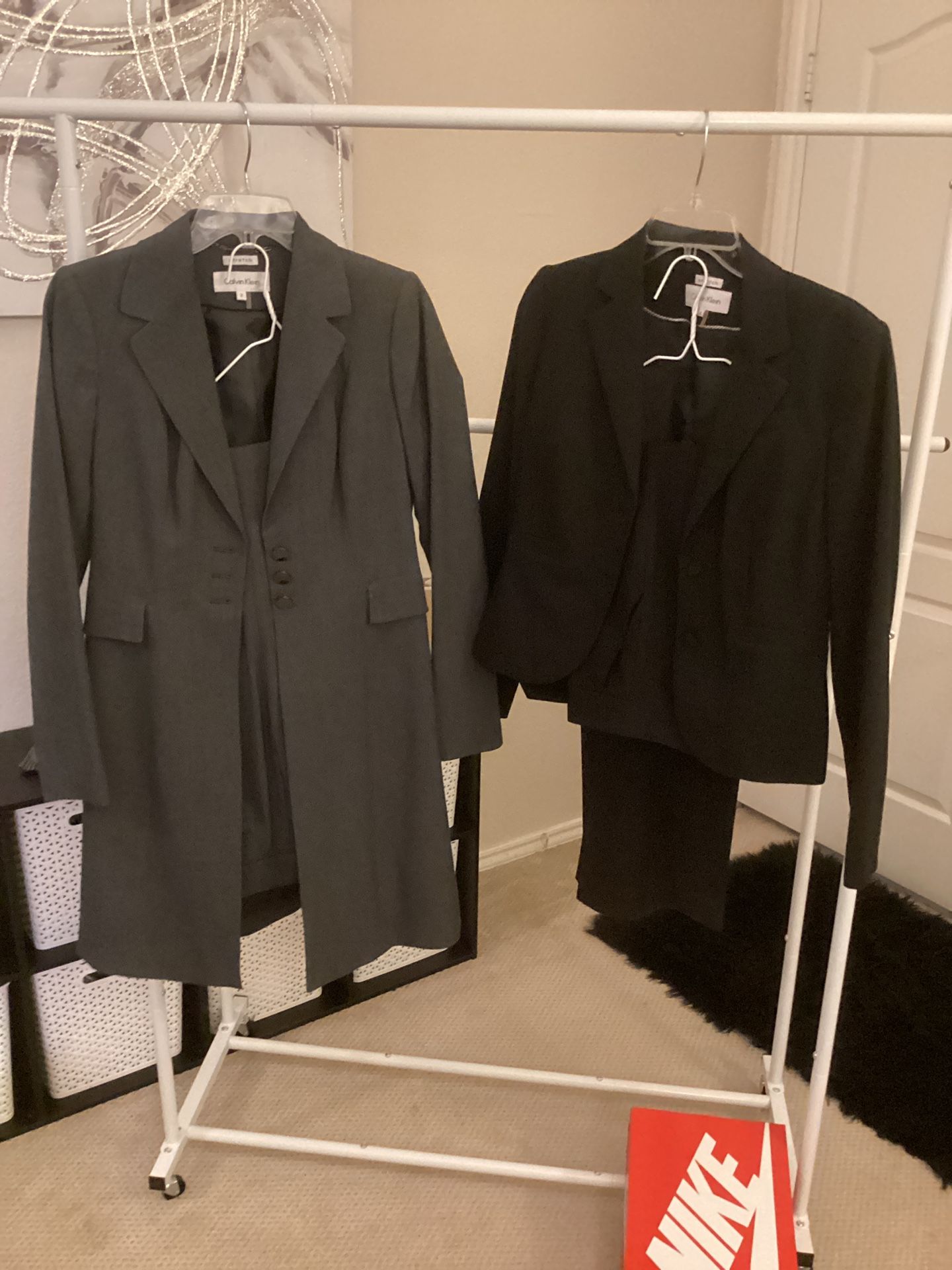 Women’s Pant Suits