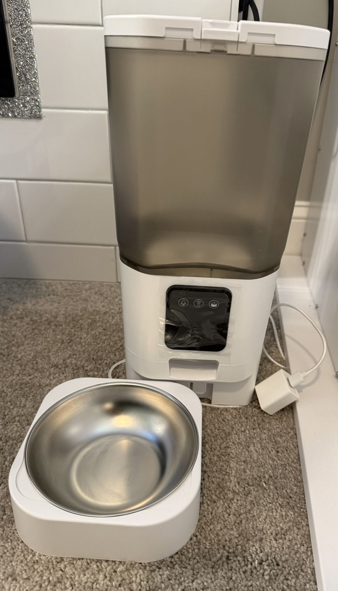 Automatic Dog/Cat Feeder With Camera 