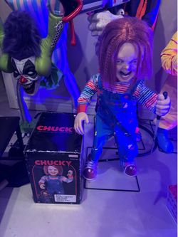 Home Depot Halloween Chucky animatronic