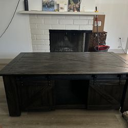 Coffee Table With Lift