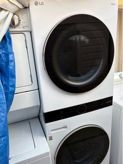 Newer LG Thin Front Loader Washer 120v Dryer 240 v
