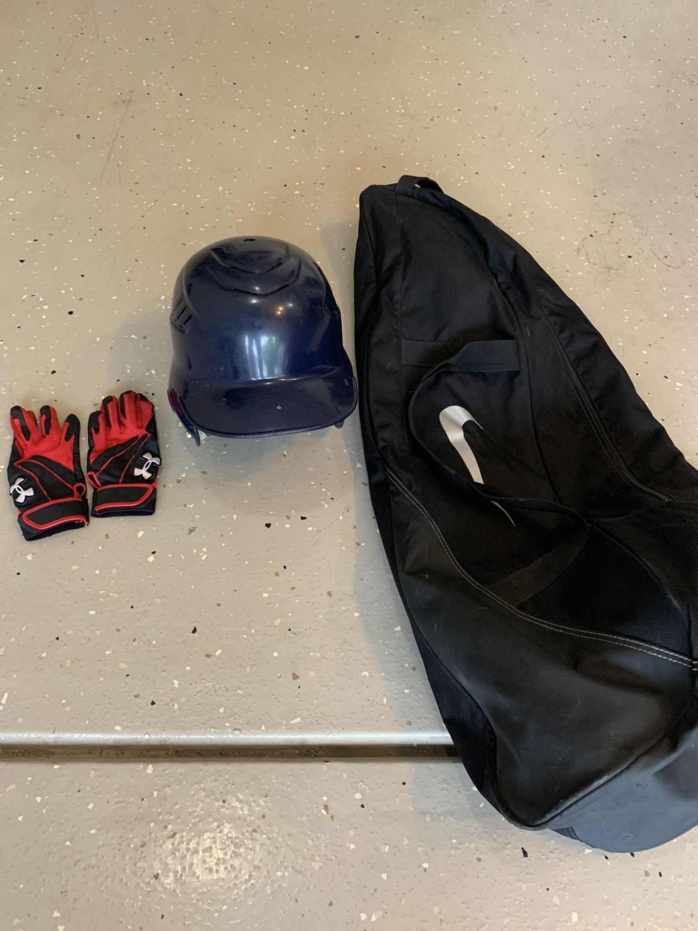 Youth baseball Rawlings Helmet - Under Armour Gloves & Nike Bag