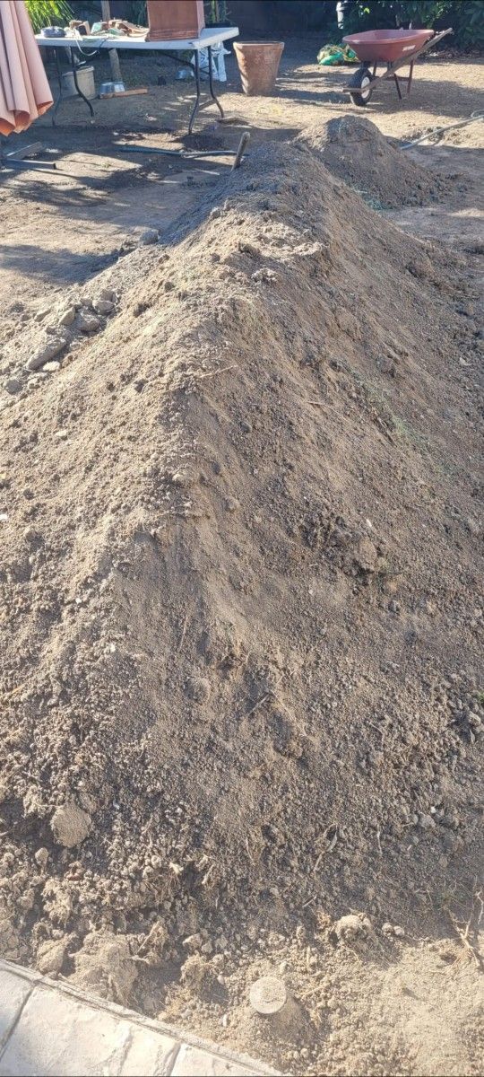 Clean Free Dirt for Sale in Santa Ana, CA OfferUp