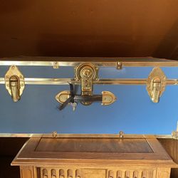 Vintage Blue Trunk 
