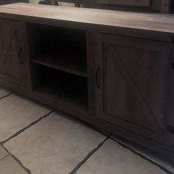 Furniture With Quartz 