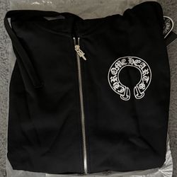 Cromeheart hoodie size M