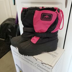 Snow Boots