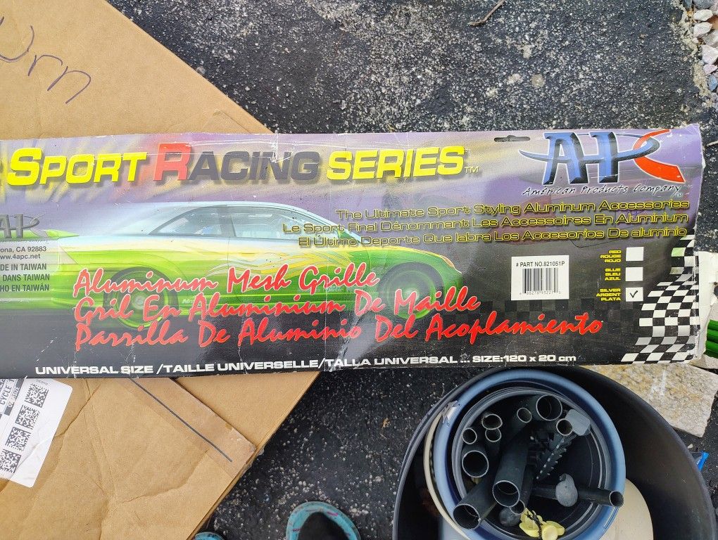 Sport Racing Series" Aluminum Mesh Grille.
