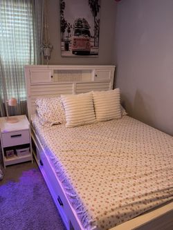 Full Size Bed Frame and night Stand