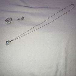 Helzberg Diamond Topaz Set