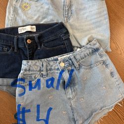 Shorts Size Small 