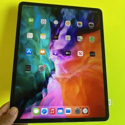128GB Apple IPad Pro 12.9” 4th Generation (2020 Model/ Face ID/Liquid Retina ) WiFi + Cellular (LTE) with Accessories