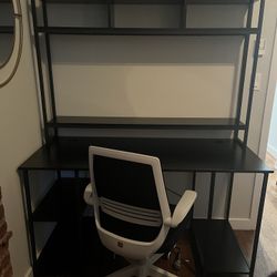Desk with Chair Needs To Be Picked Up On Or Before 6/11!