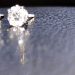 1 Ct TW Diamond Stud Earrings 