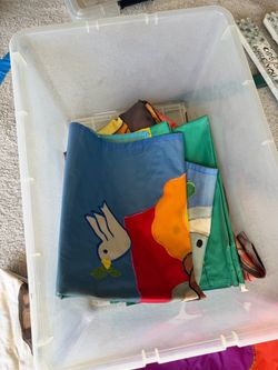 17 Different Holiday Flags