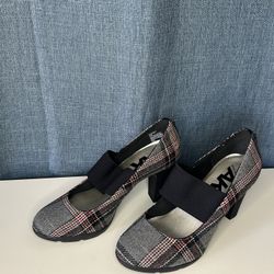 ANNE KLEIN SPORT Mary Jane plaid heels
