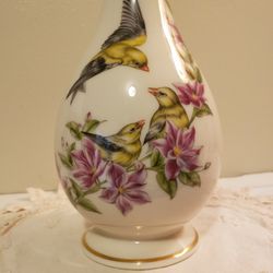 The Lenox China Mother’s Day Vase