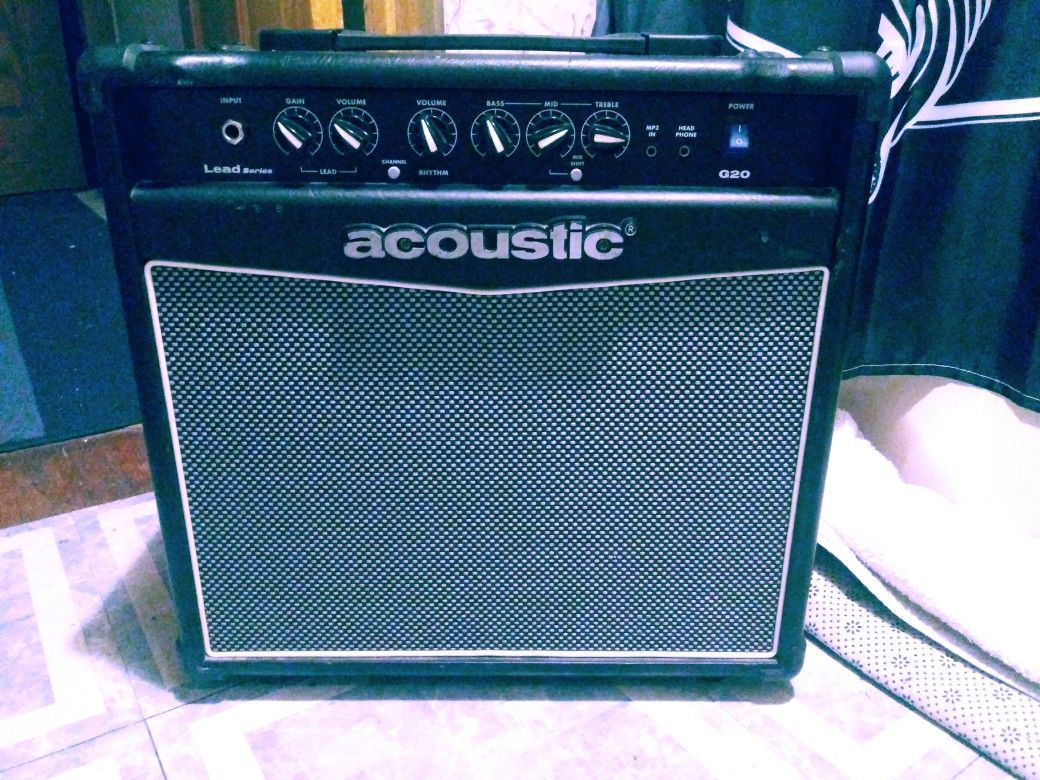 Accoustic Guitar Amp
