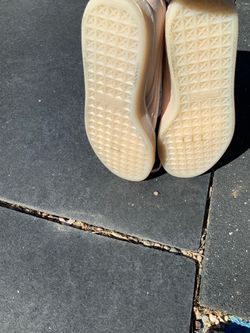 Woman’s shoes