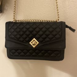 Quilted Black Purse 