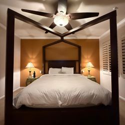 Cal King / King Canopy Storage Bed- Dark Brown