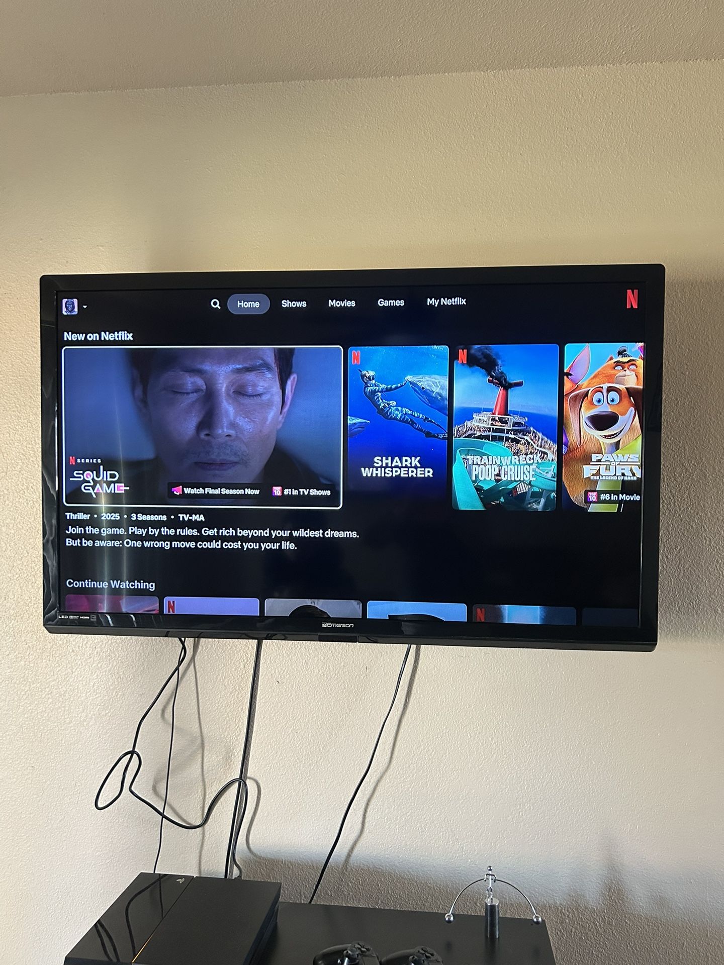 50’ Inch Emerson Television 
