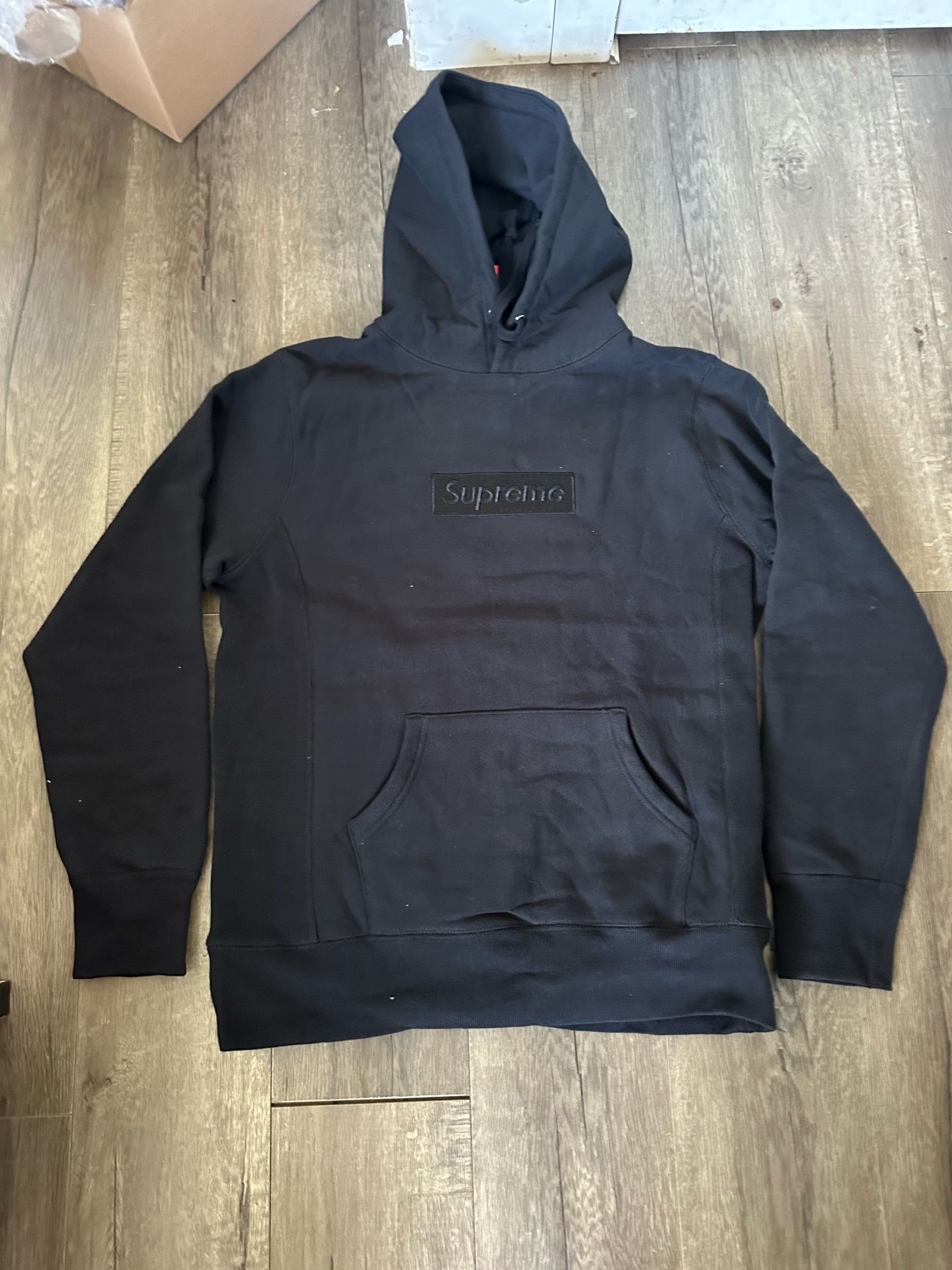 New Authentic Supreme Hoodie