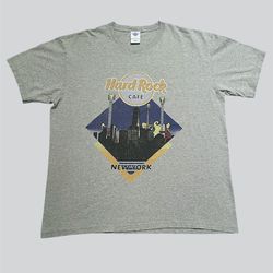 Hard Rock Cafe New York vintage 2000’s gray graphic t shirt PacSun Size Large