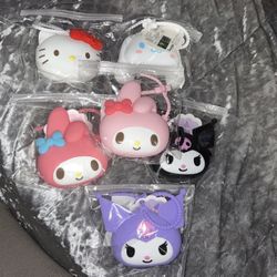 Sanrio mini Silicone pouch 
