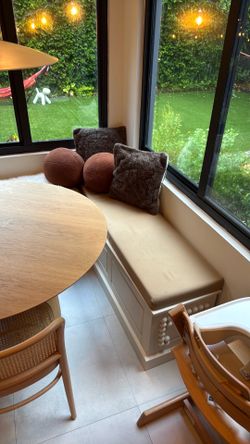 Breakfast nook