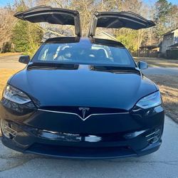 Tesla Model X 2018