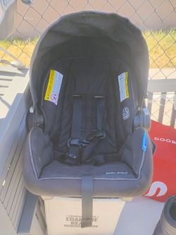 Snugride infant car seat