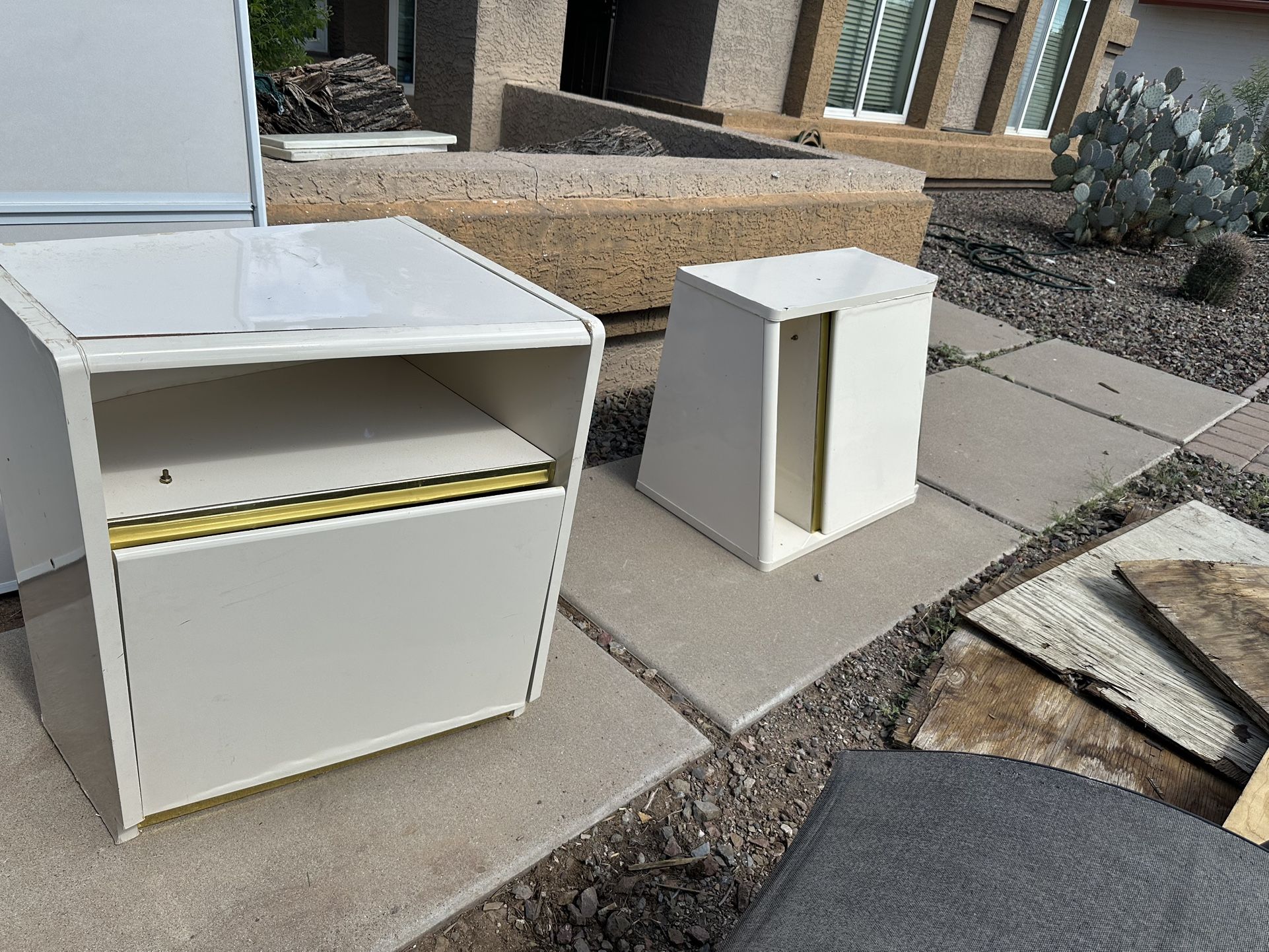 Free Side Tables 