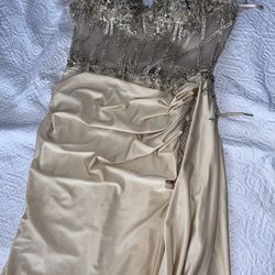 Vestido Color Champagne