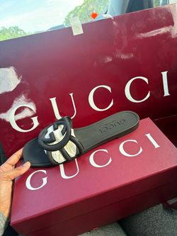 Gucci sandals