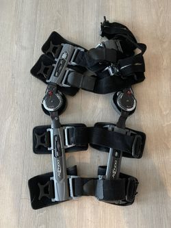 Donjoy ACL Knee Brace