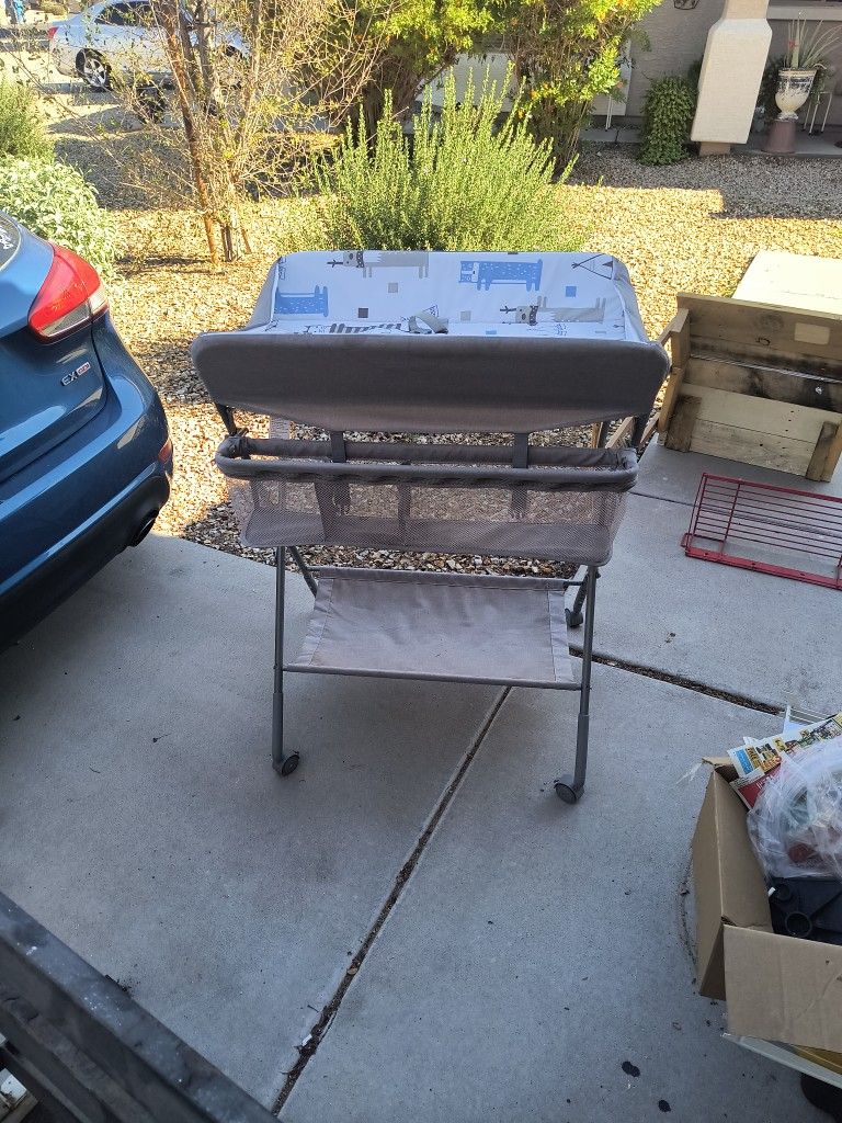 Maydolly Portable Changing Table