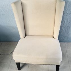 Elegant Accent Chair – Cream & Mustard Fabric