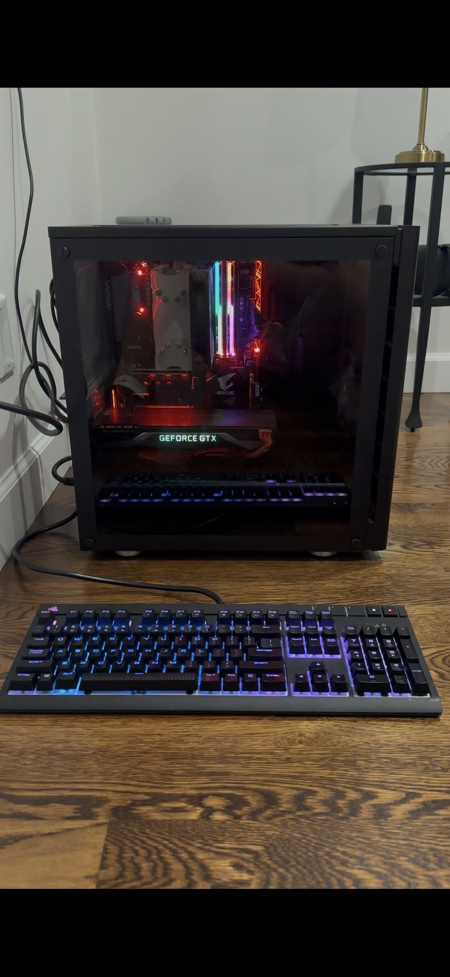 Gaming PC + Keyboard