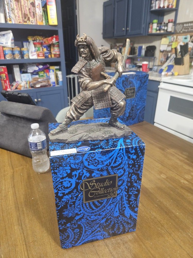 Set of 6 samurai statues.